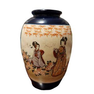 Japanese Kyoto Pottery Oviform Vase With Geisha & Floral Motifs 5 Inches Tall